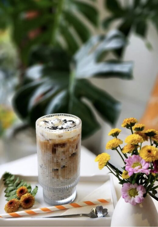 Iced-black-sesame-latte-519x747 Dalgona to Citrus Tea:  Must Try Cafe Drinks