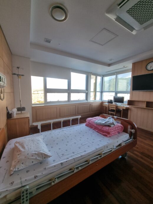 Bed-room-Catholic-Hospital-519x692 Through My Eyes: Cataract Surgery at Daegu Catholic Hospital
