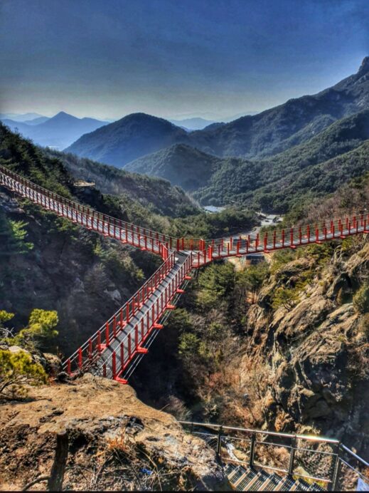 Geochang-Udusan-Suspension-Bridge__-Best-519x692 Geochang Udusan Suspension Bridge Y-shaped Marvel