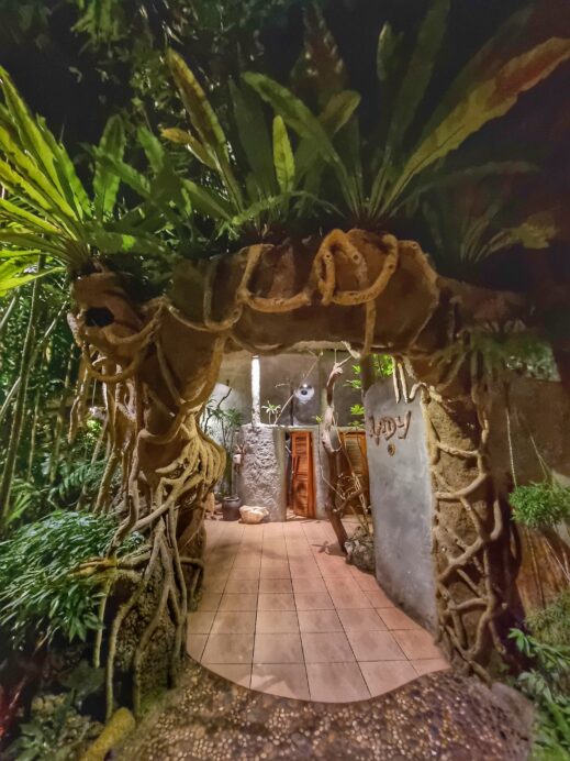 Khaomao-Khaofang-Imaginary-Jungle-bathroom-519x692 Check Out These Jungle-Themed Cafes in Chiang Mai Thailand