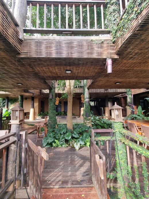 Mon-Jam-Chiang-Mai-restaurant-519x692 Things to Do in Mon Jam Chiang Mai's Garden of Eden
