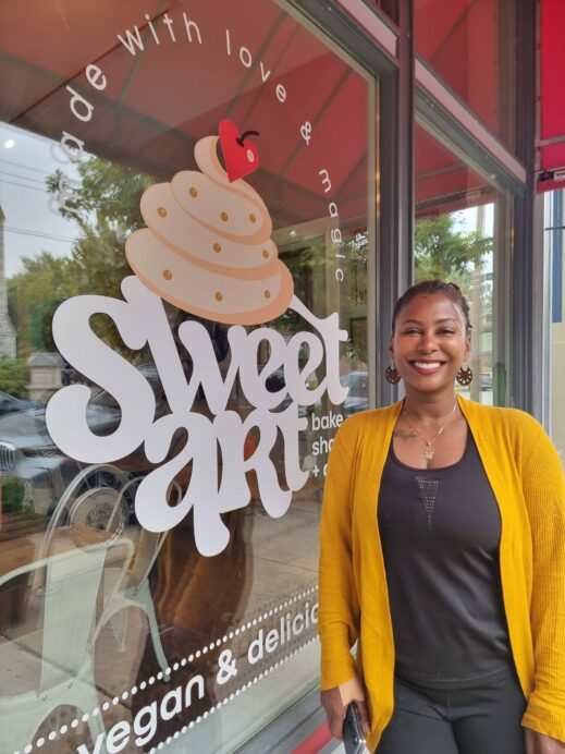 SweetArt-Bake-Shop-St.-Louis-519x692 6 Great Cafes to Get a Great Coffee in St. Louis
