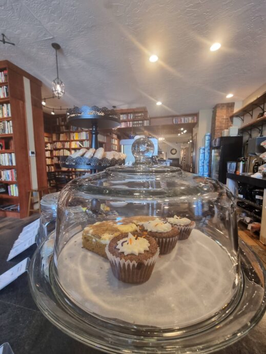 Cupcakes-at-bookstore-519x692 5 Pretty Cafes and Coffeehouses in the Quad Cities