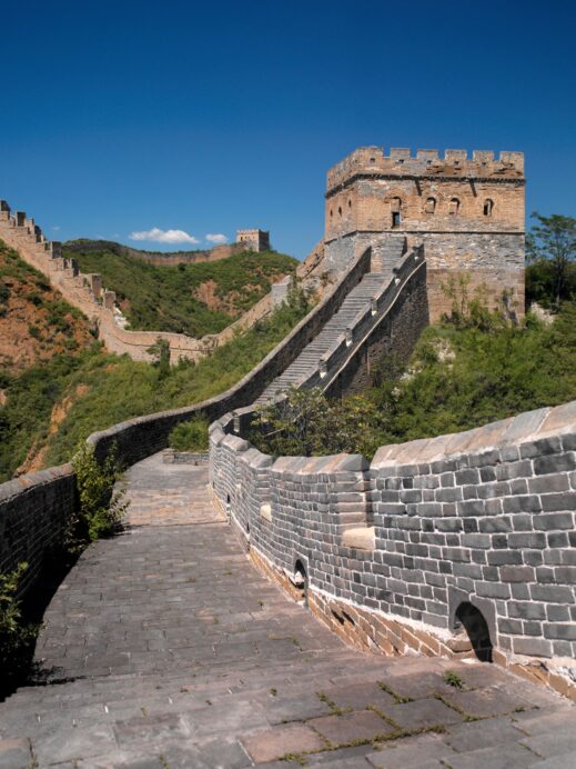 Great-Wall-of-China-519x692 10 Transformative Travel Experiences in Asia