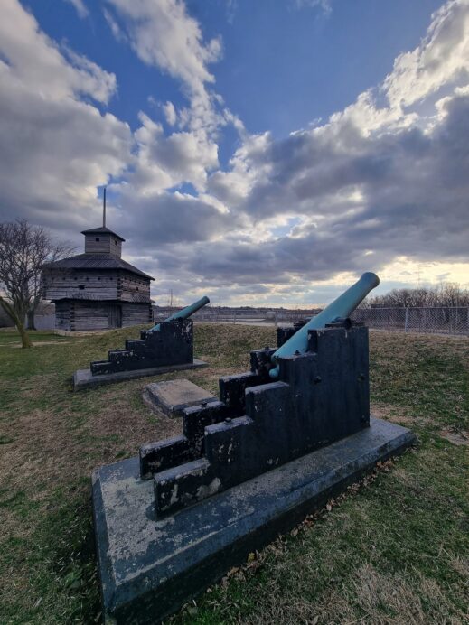 Fort-Armstrong-canons-519x692 Through the Lens of Time: Living in the Historical Heart of Rock Island Arsenal